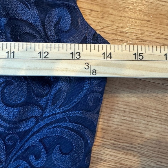 ELIZABETH K Lace Bodice Chiffon Navy Blue Semi-Formal Dress Size XS - Picture 9 of 9